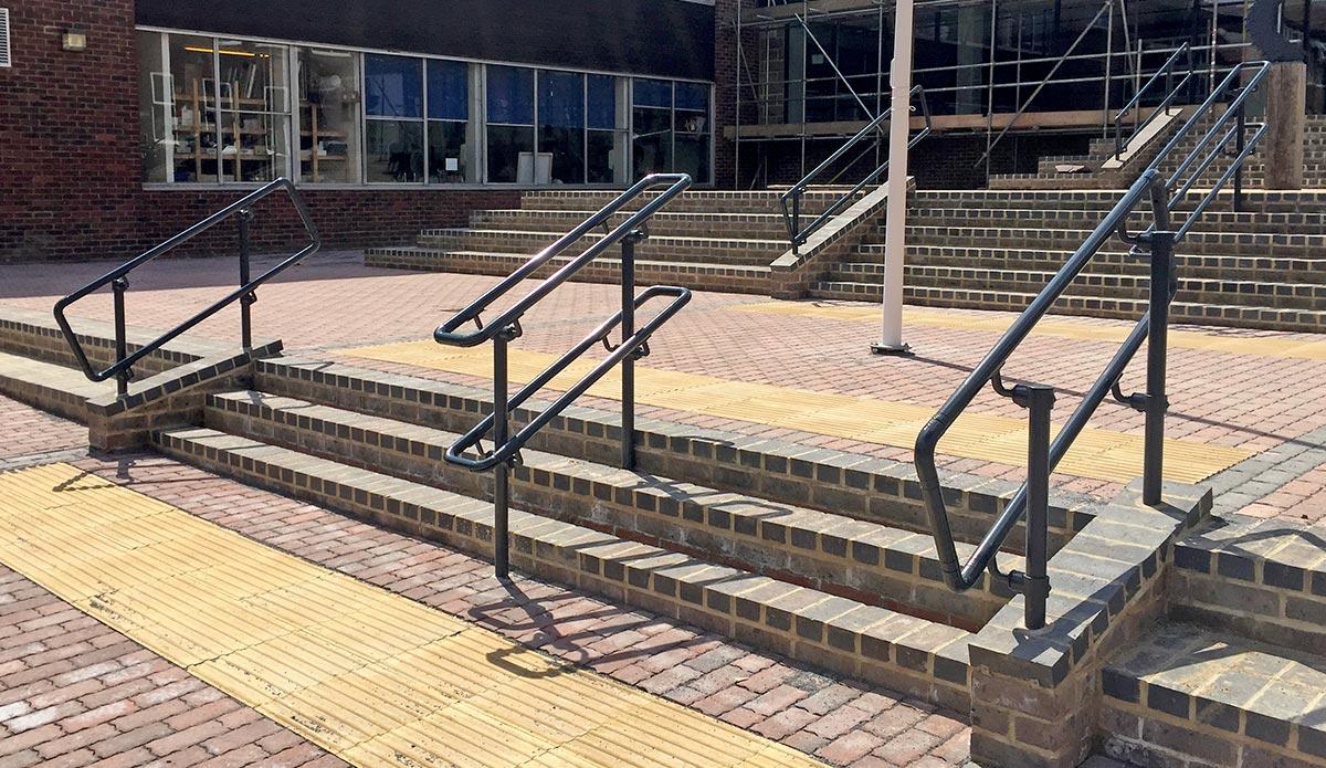 Modular Railing Systems: Handrail Solutions for Any Industry